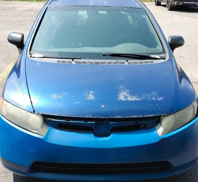 Honda civic  in Cars & Trucks in City of Montréal - Image 4