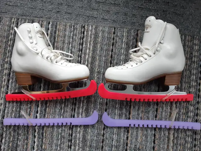 Figure skates ladies size 8.5 Risport in Skates & Blades in Cambridge - Image 2