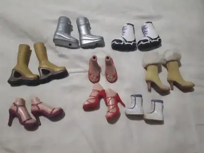 soulier pour les  poupee barbie BRATZ, View more