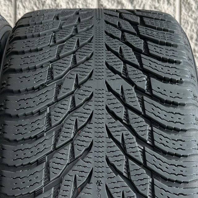 (90%) 4x 255/50R20 Nokian Winters w/ Volvo XC90 Rims + TPMS in Tires & Rims in City of Toronto - Image 3