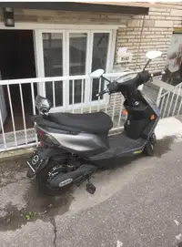 Vélo scooter électrique
