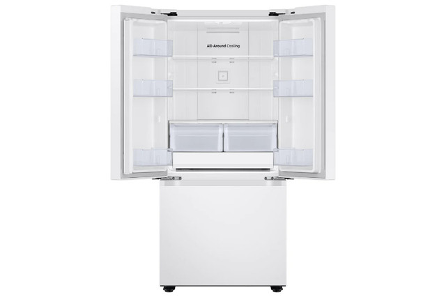 Fridge - Samsung 30 "  22.1 cu.ft French Door RF22A4111WW White in Refrigerators in Mississauga / Peel Region - Image 3