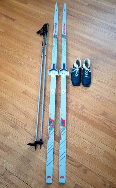 Cross Country Ski sets - Waxless Womens or Mens sets Multiple sizes of 3 Pin XC ski boots are availa...