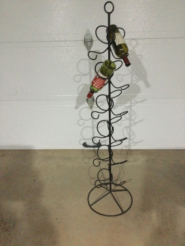 Wine rack in Storage & Organization in Charlottetown