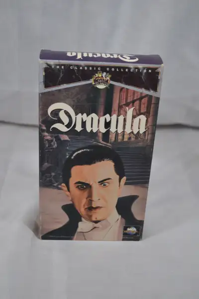 Dracula - VHS - Horror - Bela Lugosi, View more