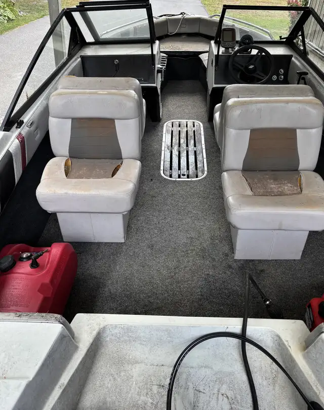 16’ StarCraft with 80 HP Merc in Powerboats & Motorboats in Trenton - Image 6