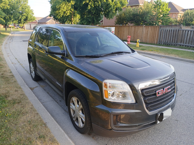 GMC Terrain AWD 2017 in Cars & Trucks in Markham / York Region - Image 2