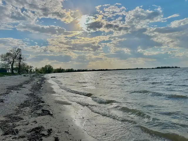 Waterfront Lots for Sale in Land for Sale in City of Toronto - Image 24