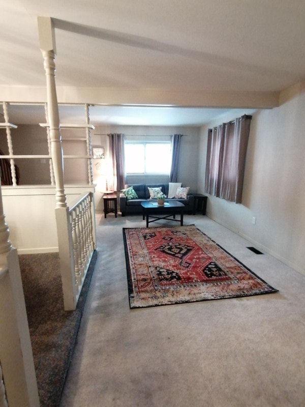 Newly Furnished in Wallaceburg Downtown by River Long Term Rentals