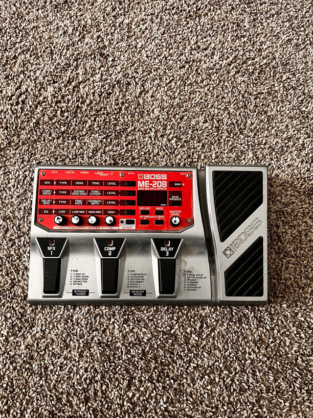 BOSS ME-20B Multi-FX Pedal in Amps & Pedals in Edmonton