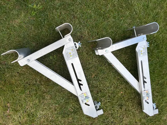 2 Werner - Professional Ladder Jacks in Ladders & Scaffolding in Oakville / Halton Region - Image 2