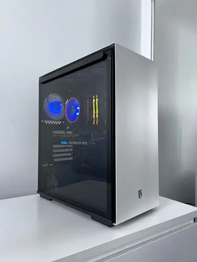 Specs: ✅ Processor: AMD Ryzen 7 3700X (8 cores, 16 threads, 4.4 GHz max boost) ✅ Graphics Card: EVGA...