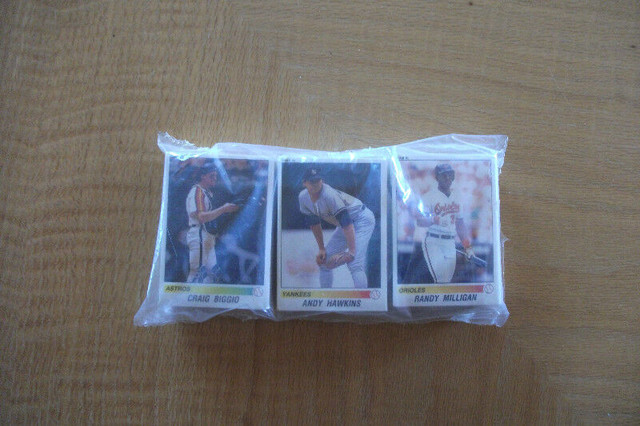 Set complet de 388  Stickers  Panini Baseball 1990 (NEUF) Y298) dans Art et objets de collection  à Laval/Rive Nord