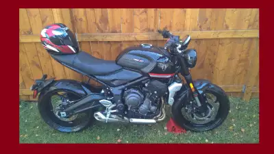 ninja sv 650 660 z650 naked standard bike abs upright comfortable sport motorcycle triumph trident P...