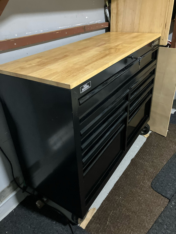 Husky 9 Drawer Mobile Workbench Rangement pour outils et établis