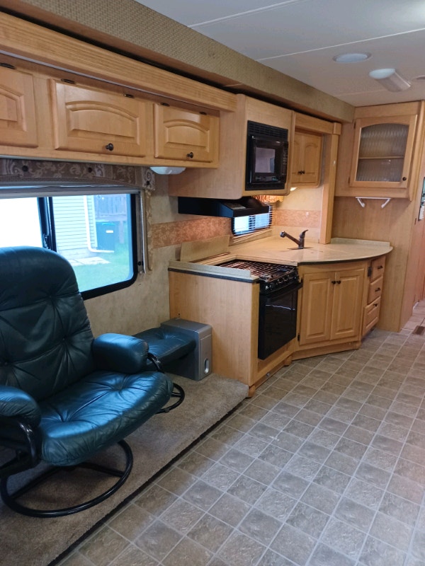 2007 class A motorhome for sale or trade. RVs & Motorhomes Barrie