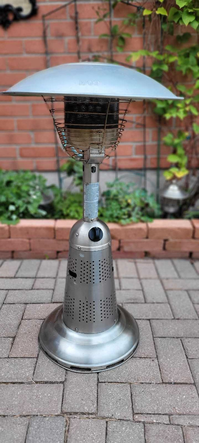 Table top stainless steel heater outdoor in Patio & Garden Furniture in City of Toronto - Image 2