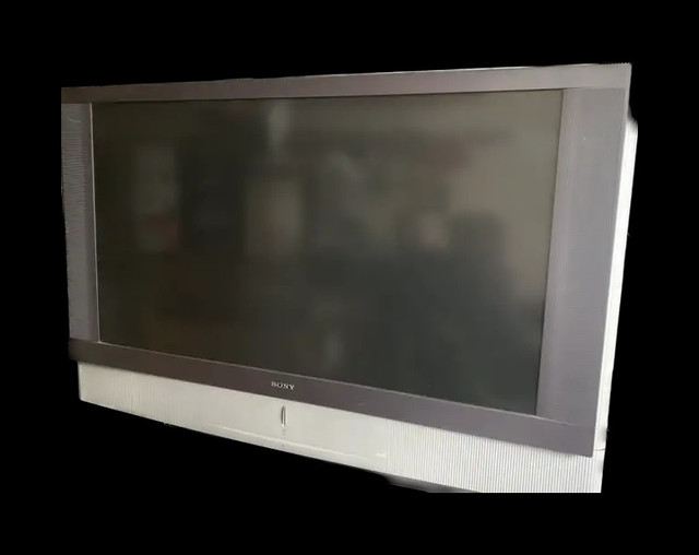 Sony KF-50WE610 50" Grand Wega™ HDTV ready rearprojection LCD TV in TVs in Mississauga / Peel Region - Image 4