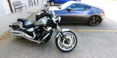 Yamaha's largest V-twin, 1854cc/113ci air cooled engine. All stock except quick detachable windshiel...