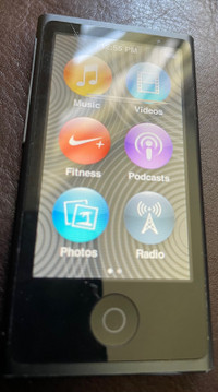 iPod Nano 7th Gen 16 GBWorks as it should but has a tiny black l