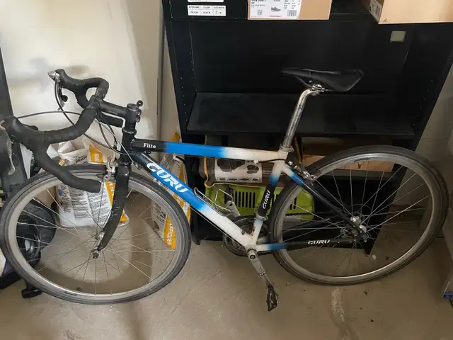 Road bike in Road in Markham / York Region - Image 2