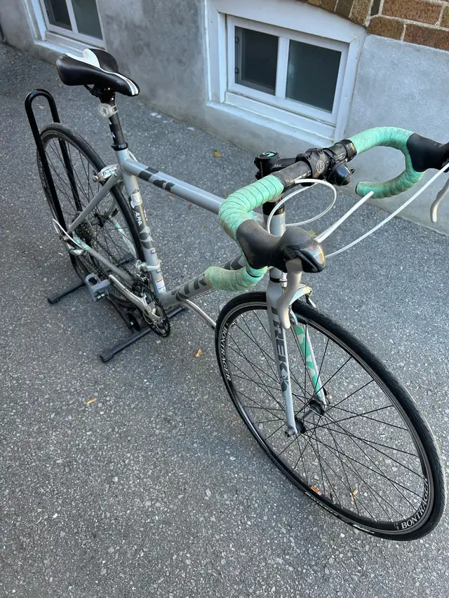 Trek Alpha in Road in City of Toronto - Image 3
