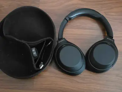 Sony WH-1000MX4s, View more