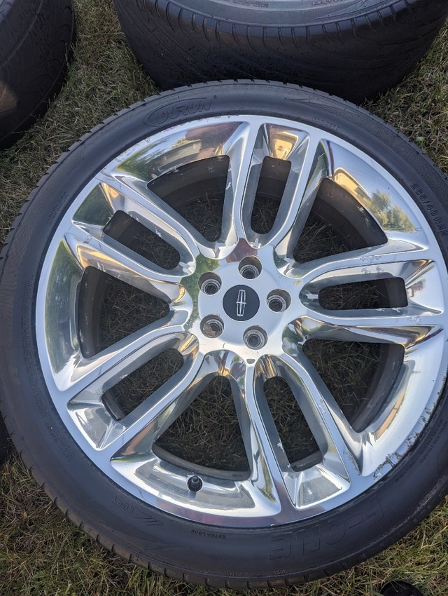 Lincoln MKX Chrome 22" Wheels and tires 265/40R22 Tires & Rims