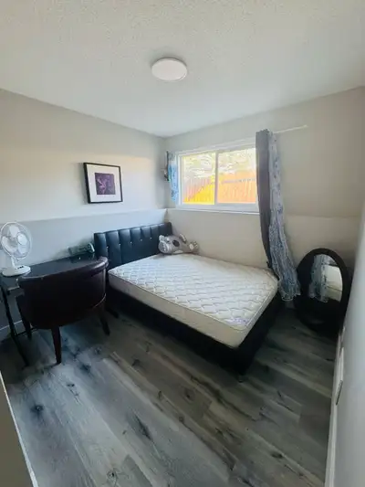 room for rent in Huntington hills