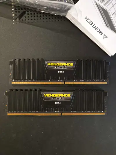 Corsair Vengeance LPX DDR4 ram 2x16gb 2666MHz, View more