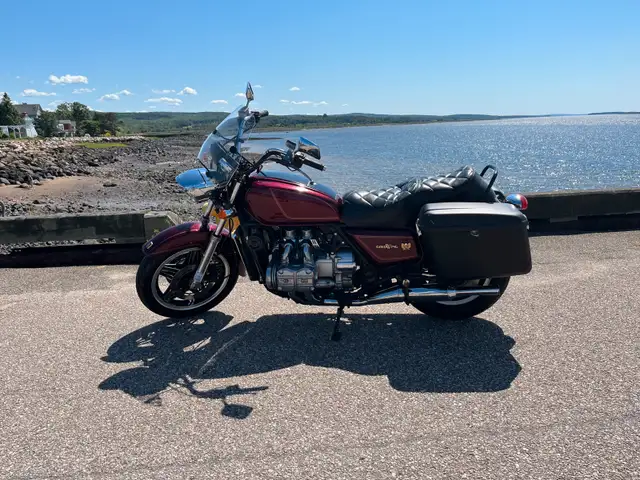 1982 Honda Goldwing in Touring in Annapolis Valley - Image 3