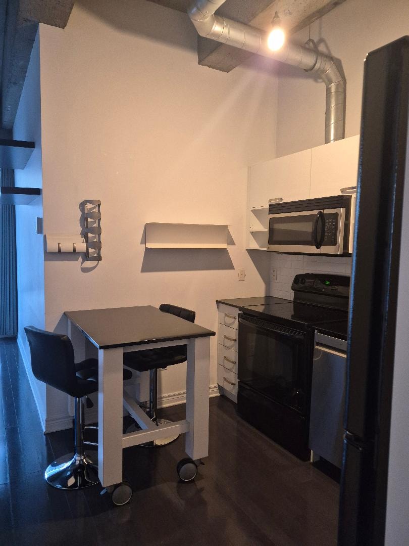 Downtown Condo for Lease - Quartier des Spectacles — photo 2