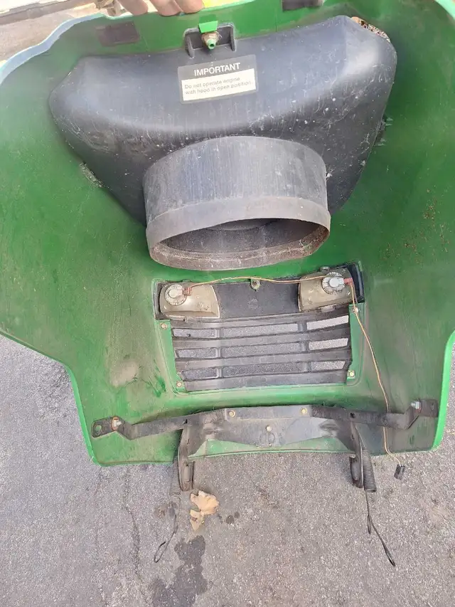 John deer hood506745254703288322