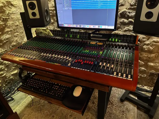 Toft ATB-32 recording / mixing console -- Price Lowered!! in Pro Audio & Recording Equipment in Oakville / Halton Region - Image 3