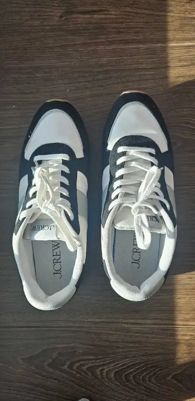 Step out in style with these J Crew sneakers, perfect for adding a touch of casual cool to your ever...