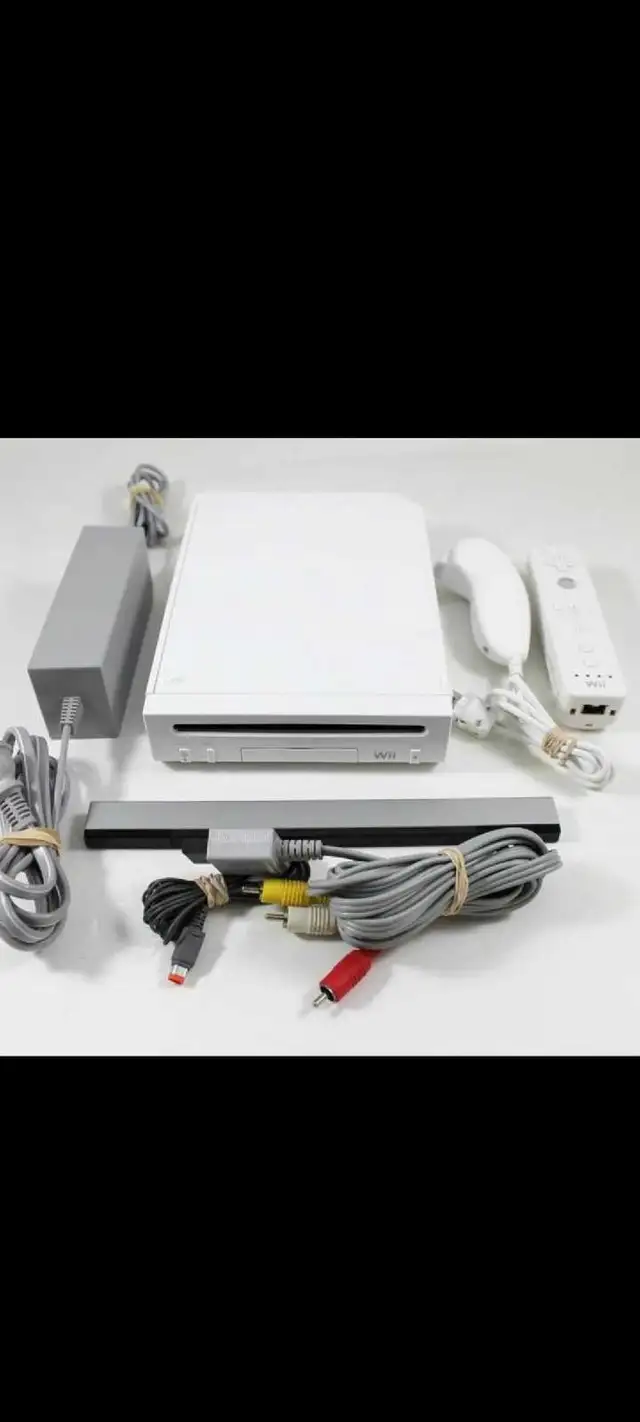 White Nintendo Wii (with all Cords & Controllers)