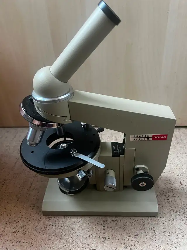 LOMO Biolam: Working Soviet laboratory microscope, 1973