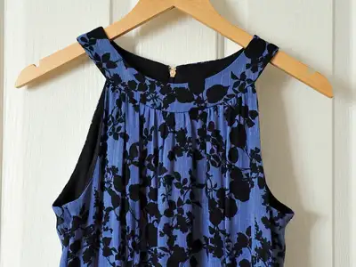 Tommy Hilfiger Halter Neck Navy Blue Floral Dress: Size 4, View more