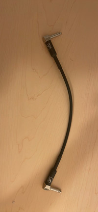 Yorkville guitar cable