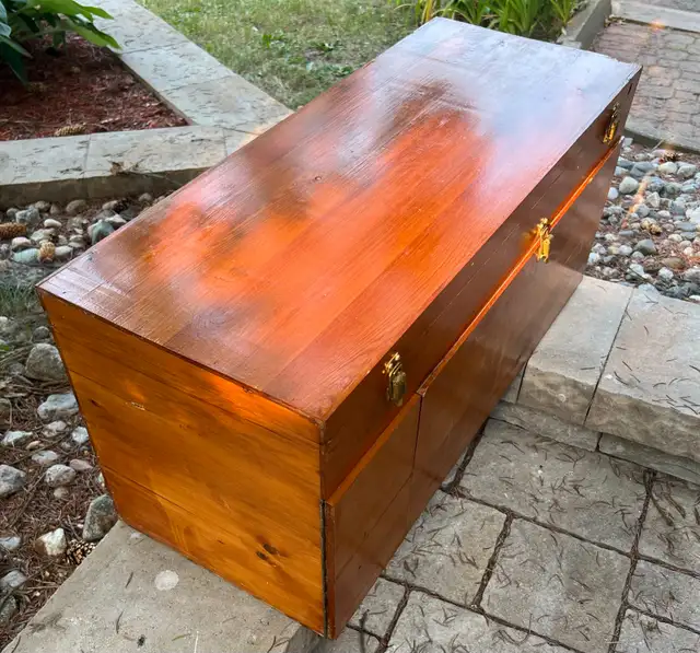 Vintage Solid Wooden 4 drawers Storage Box Chest in Dressers & Wardrobes in Gatineau - Image 2