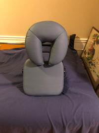 WOW! New Condition Oakwoods Massage Chair & Desktop Portal