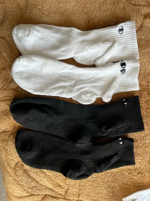 brand new holding hands socks - 2 pairs  in Other in Edmonton - Image 5