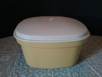 Vintage Tupperware - Steamer Container (Missing Basket) 888-9