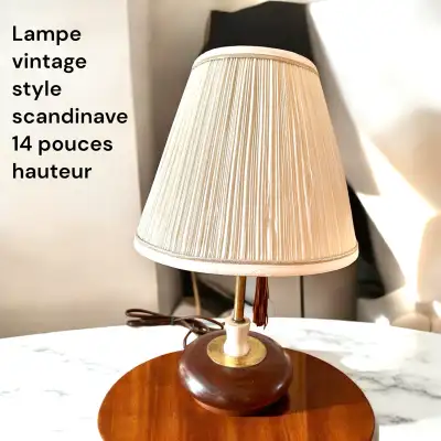 Belle Lampe Table Vintage Scandinave, View more