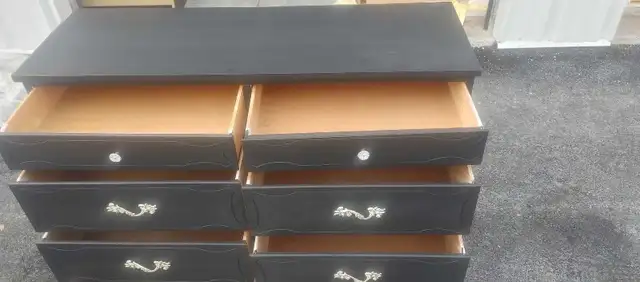 French provincial black 6 drawers  in Dressers & Wardrobes in Ottawa - Image 4