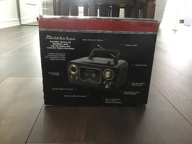 Studebaker Portable Stereo CD Boombox | Stereo Systems & Home Theatre |  Oakville / Halton Region | Kijiji