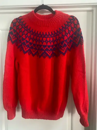 Vintage hand-knit traditional Icelandic style wool sweater , View more