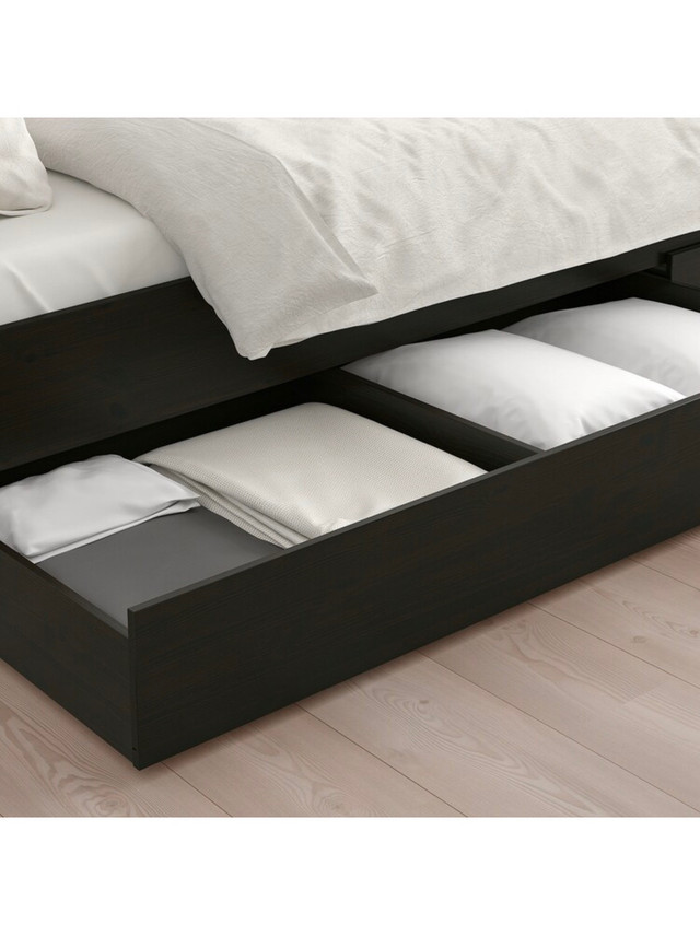 Ikea Hemnes twin (single) bed with drawers in Beds & Mattresses in Markham / York Region - Image 3