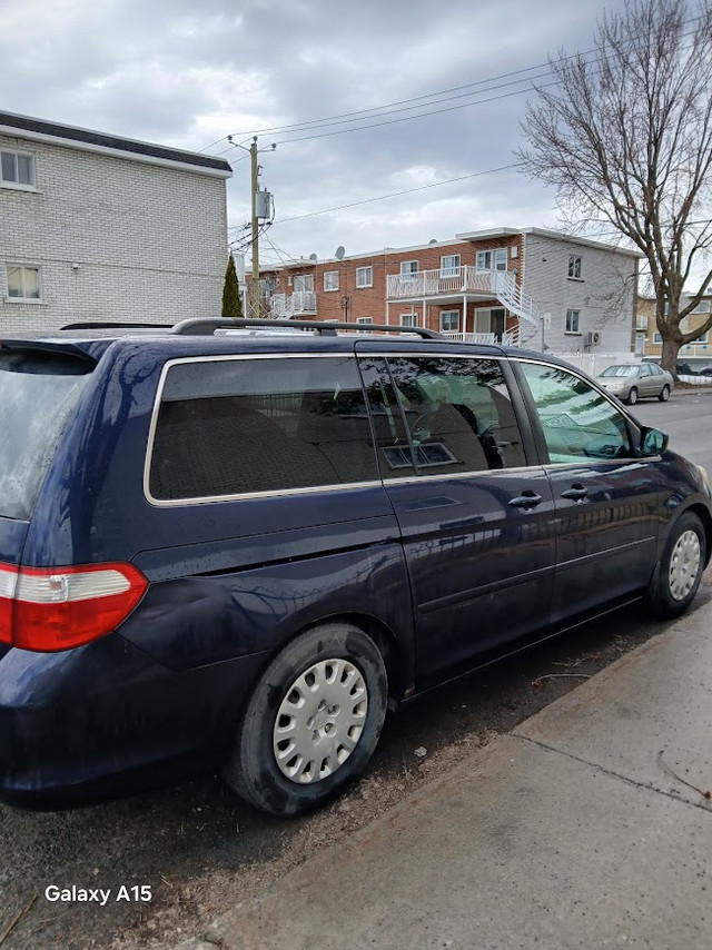 Van for sale dans Autos et camions  à Ville de Montréal - Image 2
