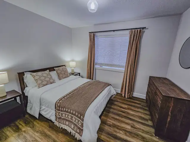 New Fully Furnished Beach House for Rent in Ontario in Canada - Image 18